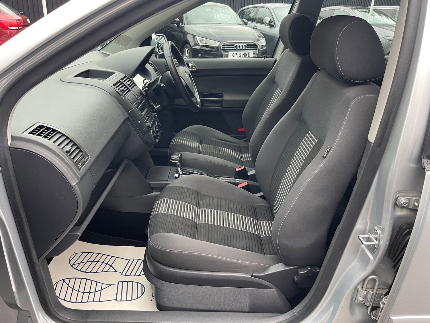 Used Volkswagen Polo 2008 for sale - 77138723: Photo 3