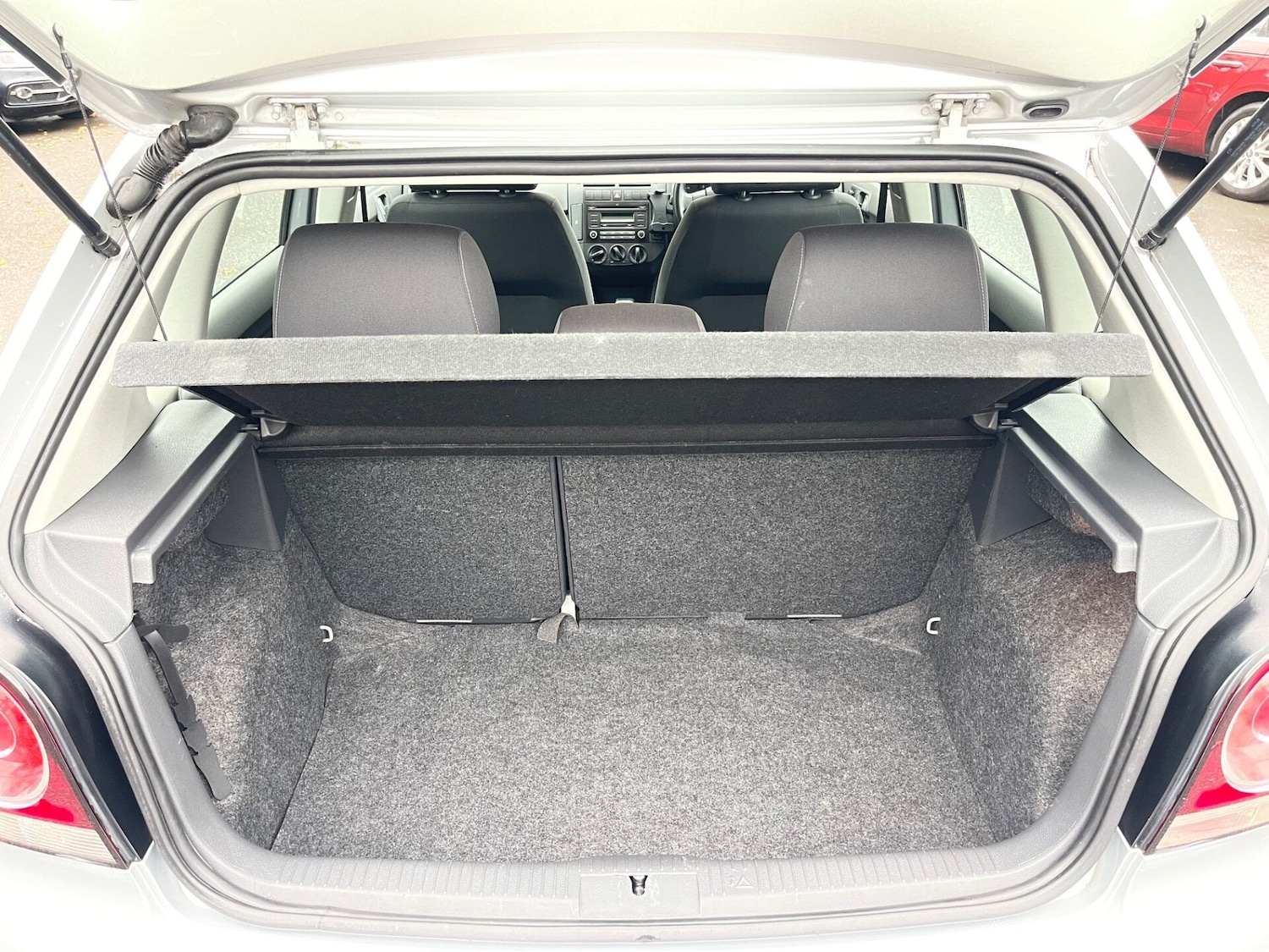 Used Volkswagen Polo 2008 for sale - 77138723: Photo 37