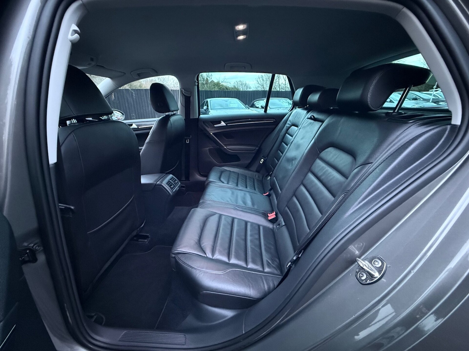 Used Volkswagen Golf 2015 for sale - 77310542: Photo 20