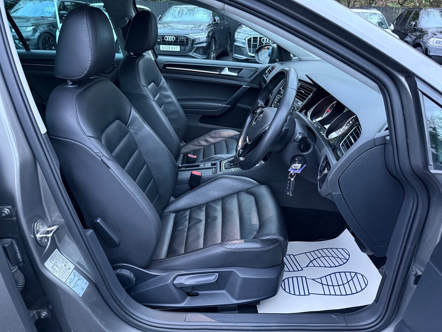 Used Volkswagen Golf 2015 for sale - 77310542: Photo 29