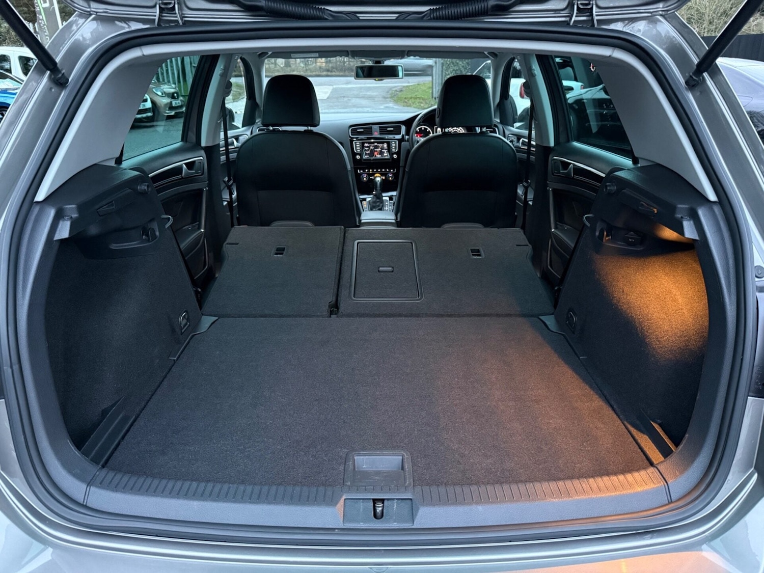 Used Volkswagen Golf 2015 for sale - 77310542: Photo 45