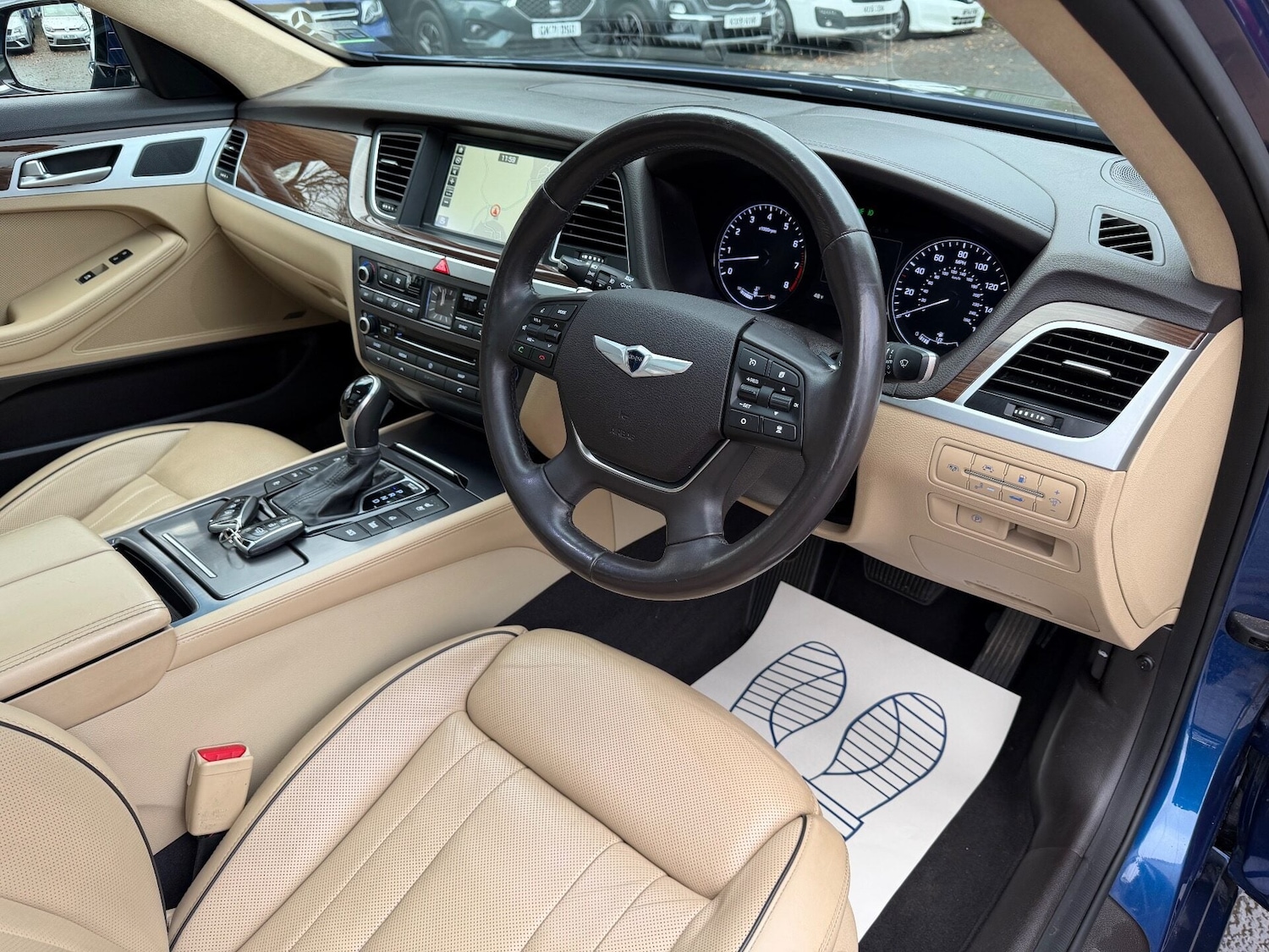 Used Hyundai Genesis 2014 for sale - 76957116: Photo 15