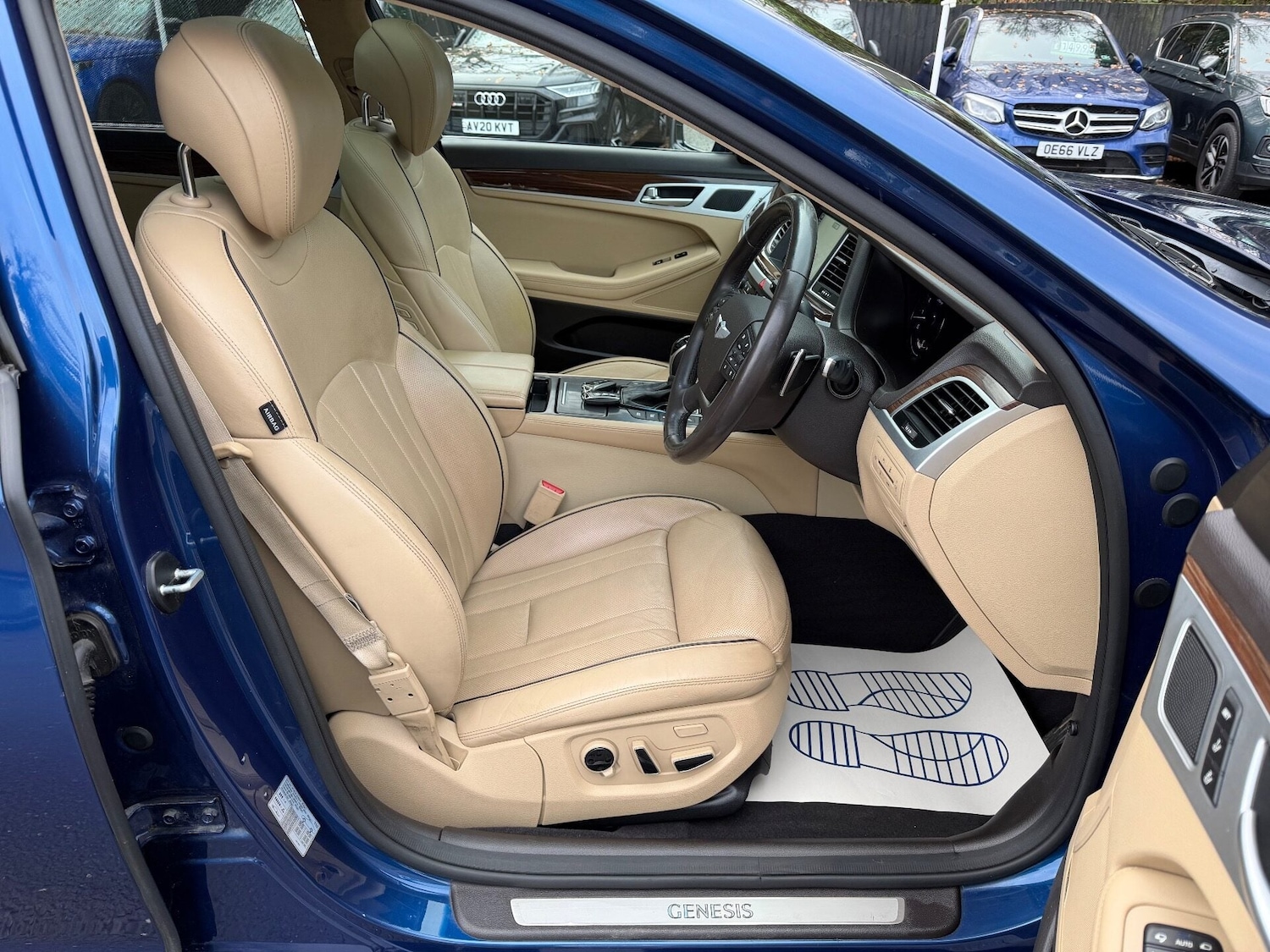 Used Hyundai Genesis 2014 for sale - 76957116: Photo 16