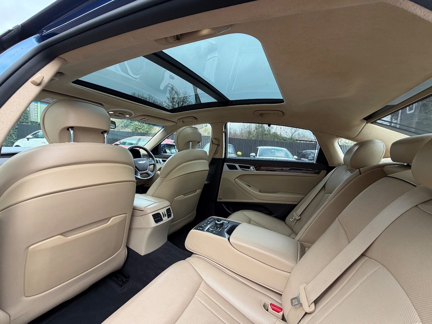 Used Hyundai Genesis 2014 for sale - 76957116: Photo 31