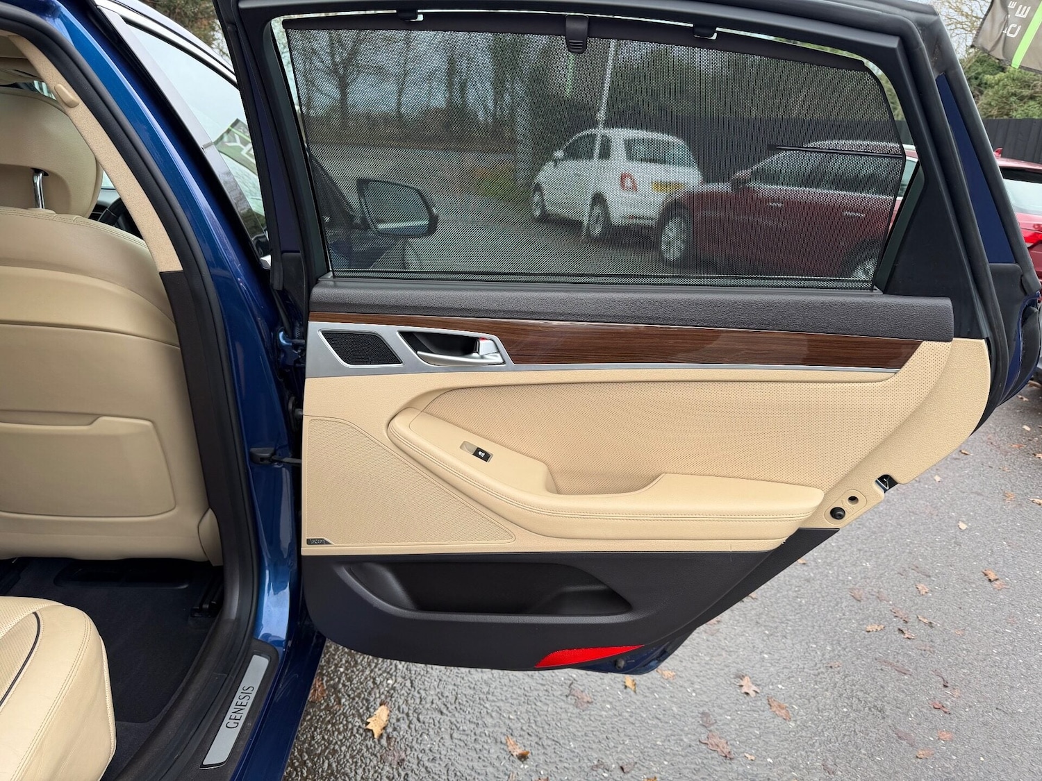 Used Hyundai Genesis 2014 for sale - 76957116: Photo 37