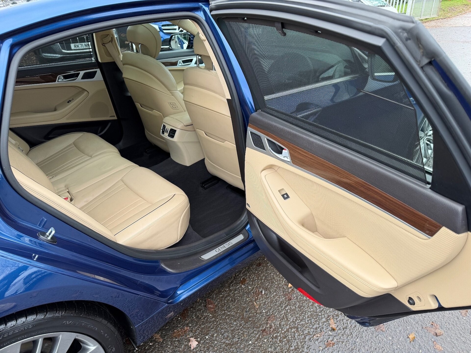 Used Hyundai Genesis 2014 for sale - 76957116: Photo 38