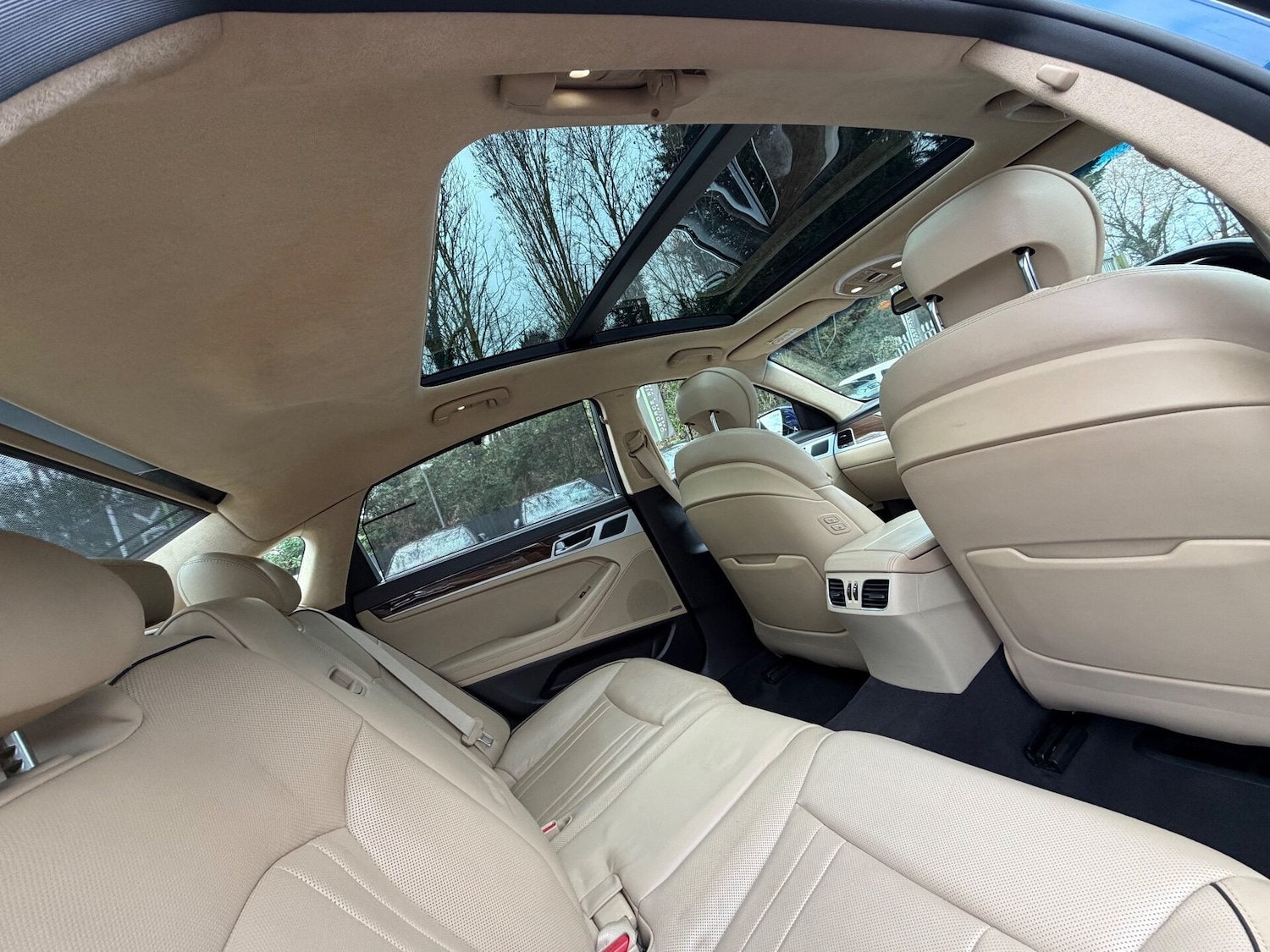 Used Hyundai Genesis 2014 for sale - 76957116: Photo 40