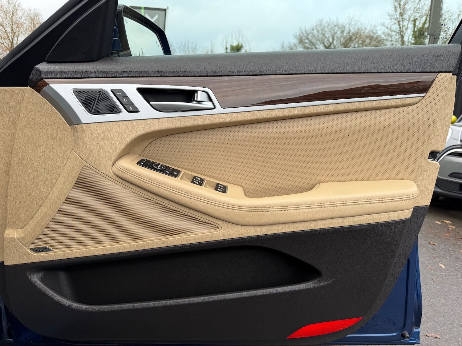 Used Hyundai Genesis 2014 for sale - 76957116: Photo 42