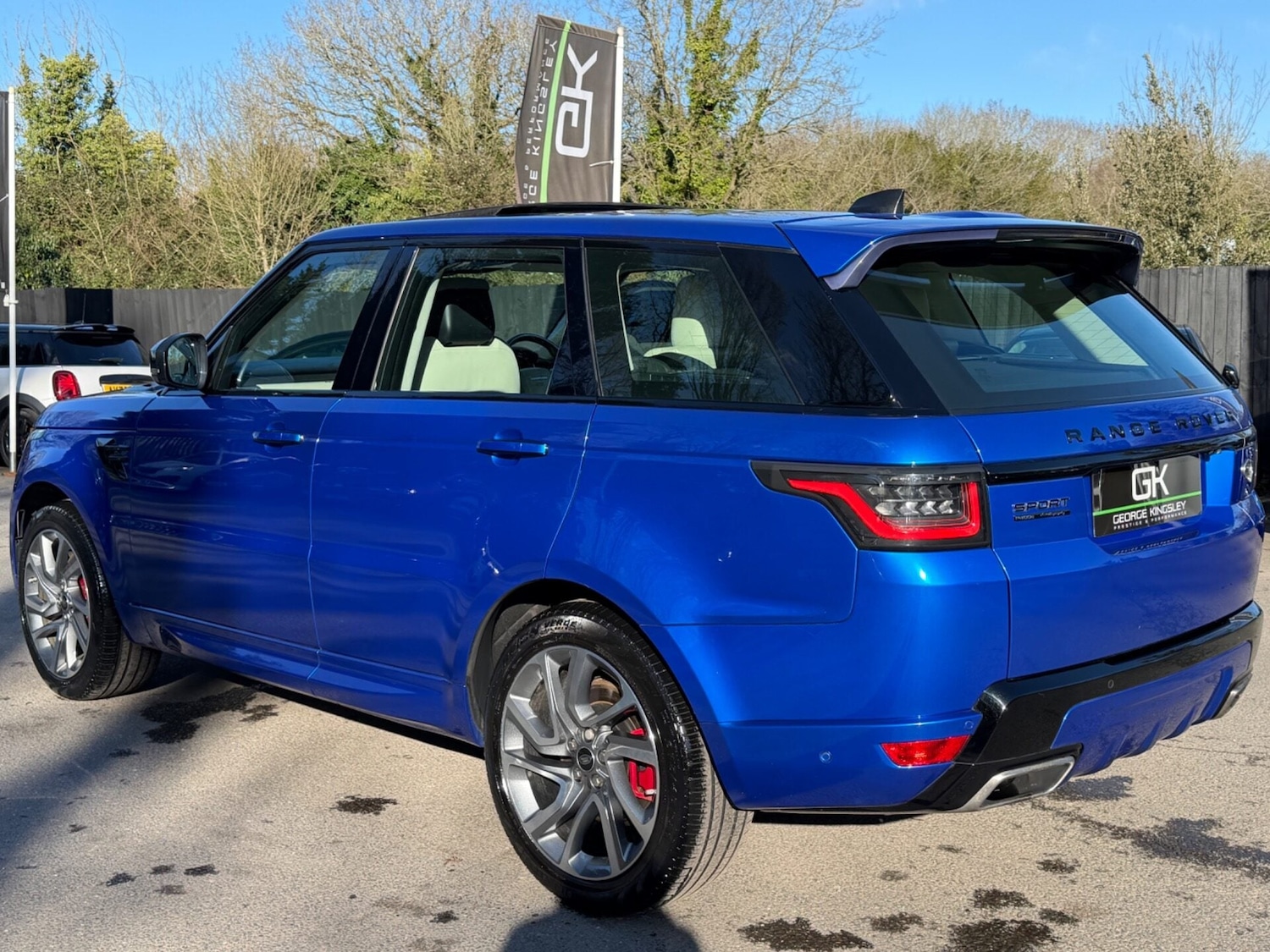 Used Land Rover Range Rover Sport 2018 for sale - 77568480: Photo 2
