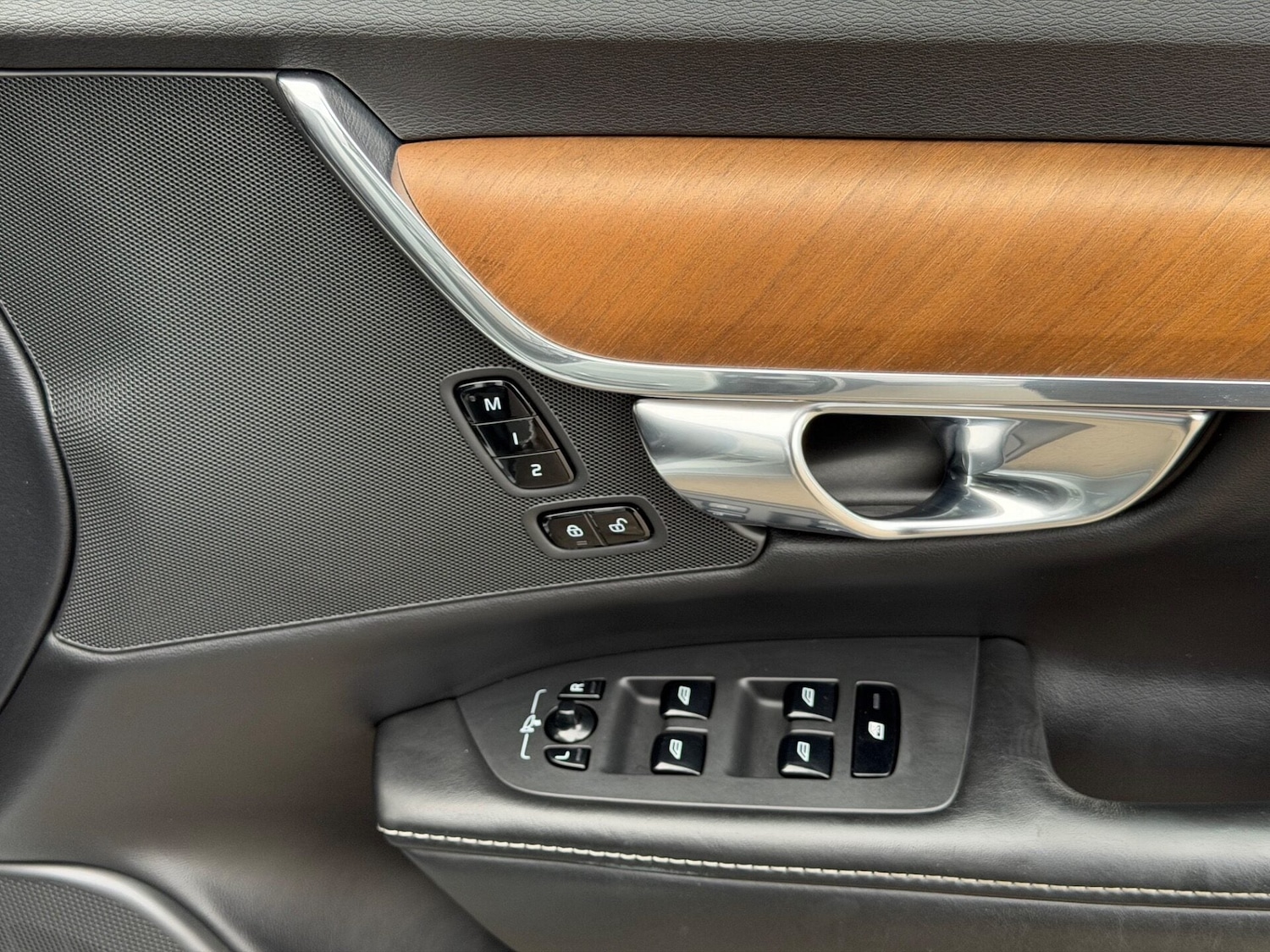 Used Volvo V90 2018 for sale - 78106214: Photo 39