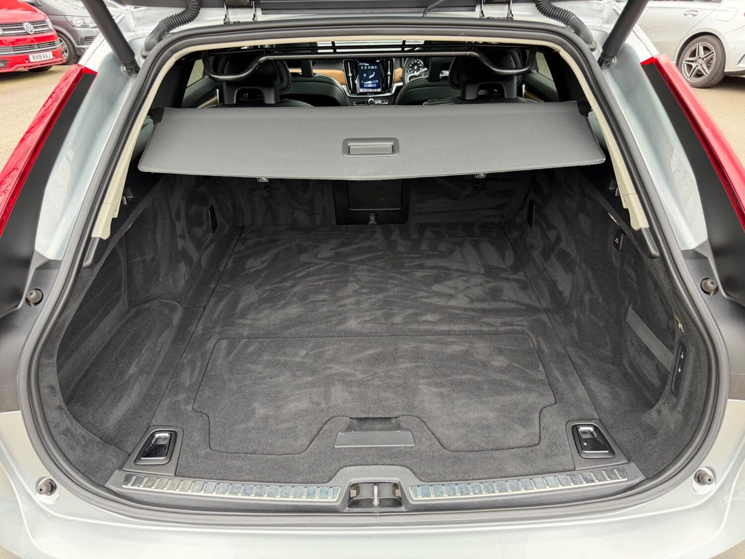 Used Volvo V90 2018 for sale - 78106214: Photo 63