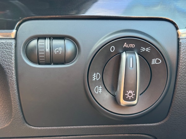 Used Volkswagen Golf 2014 for sale - 75567249: Photo 44