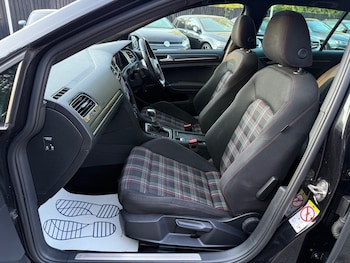 Used Volkswagen Golf 2018 for sale - 79365877: Photo