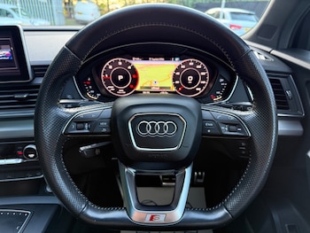 Used Audi Q5 2018 for sale - 75848130: Photo