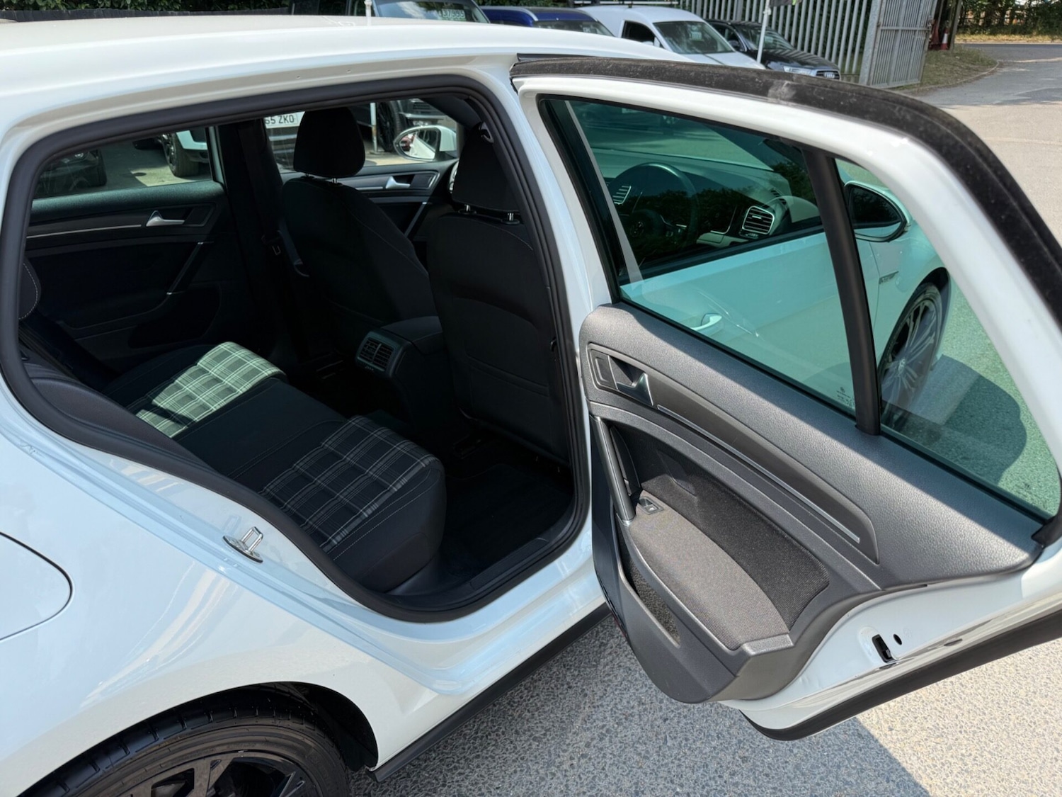 Vehicle 28