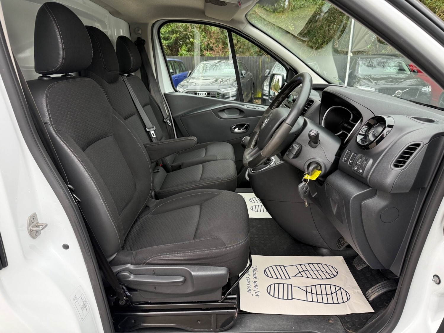 Used Vauxhall Vivaro 2015 for sale - 77873514: Photo 12