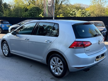 Used Volkswagen Golf 2014 for sale - 78379512: Photo