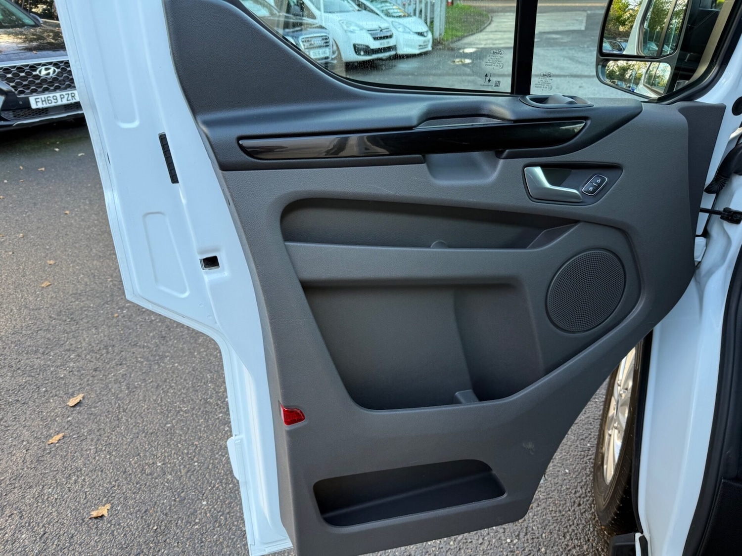 Used Ford Transit Custom 2023 for sale - 76748068: Photo 18