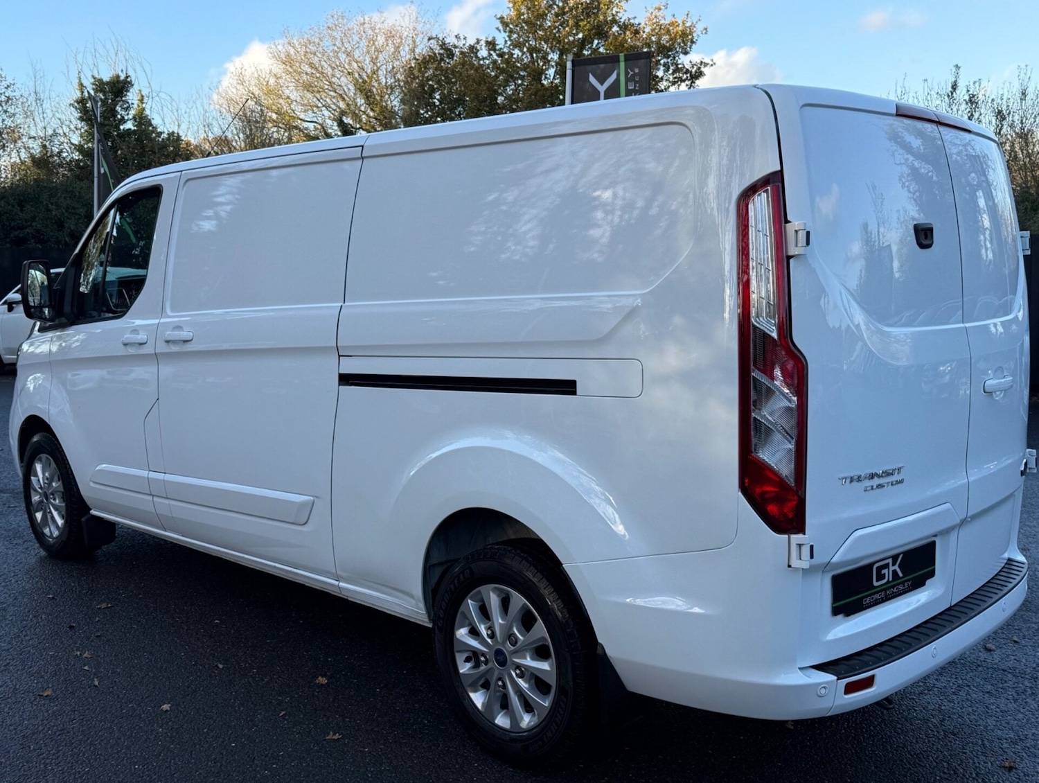 Used Ford Transit Custom 2023 for sale - 76748068: Photo 2