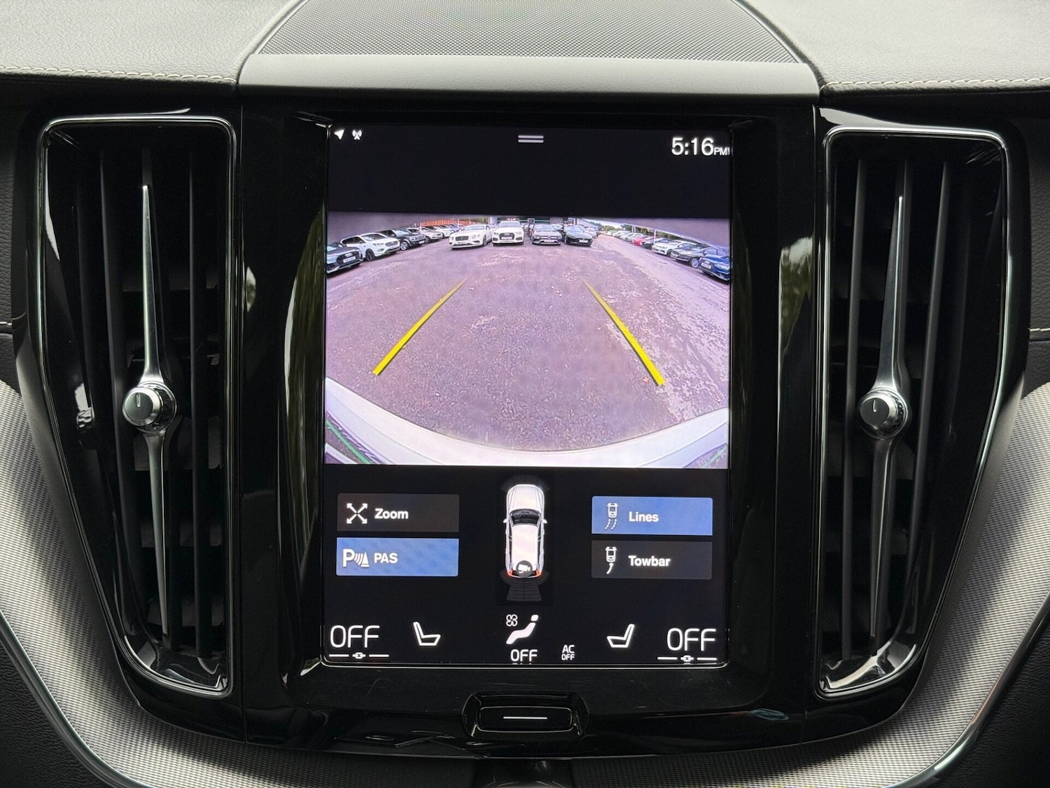 Used Volvo XC60 2019 for sale - 77211365: Photo 11