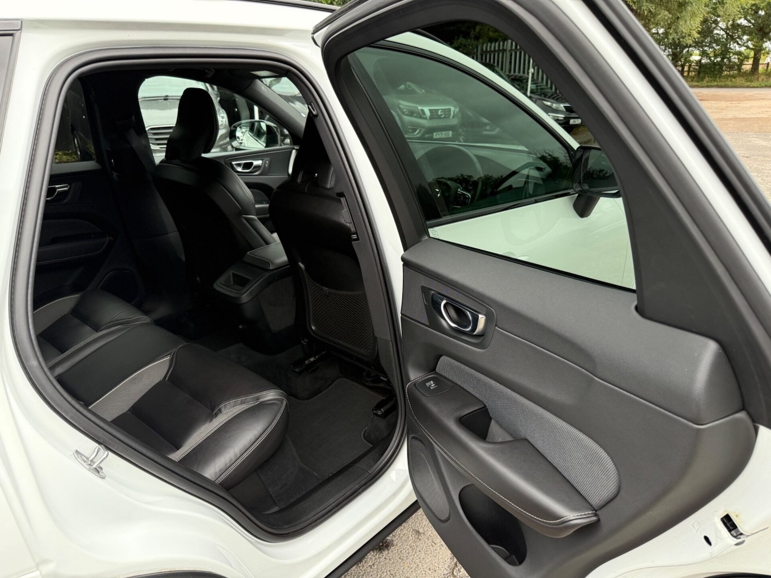 Used Volvo XC60 2019 for sale - 77211365: Photo 32