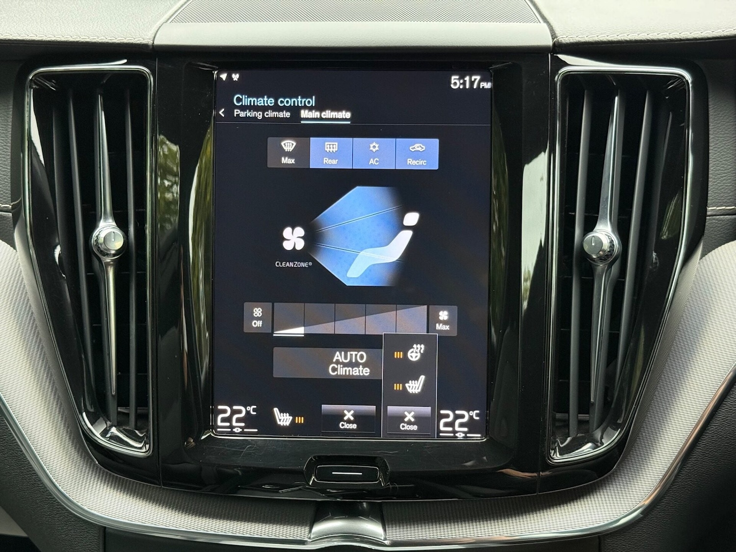 Used Volvo XC60 2019 for sale - 77211365: Photo 43