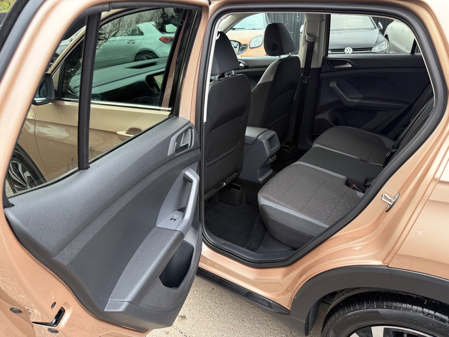 Used Volkswagen T-Cross 2019 for sale - 78077980: Photo 28