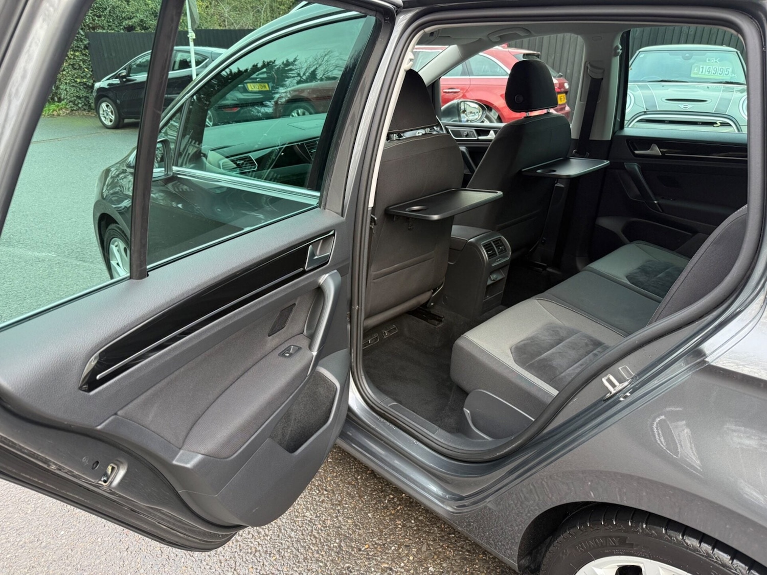 Used Volkswagen Golf SV 2017 for sale - 76748084: Photo 30