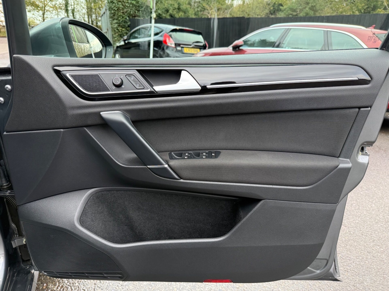 Used Volkswagen Golf SV 2017 for sale - 76748084: Photo 36