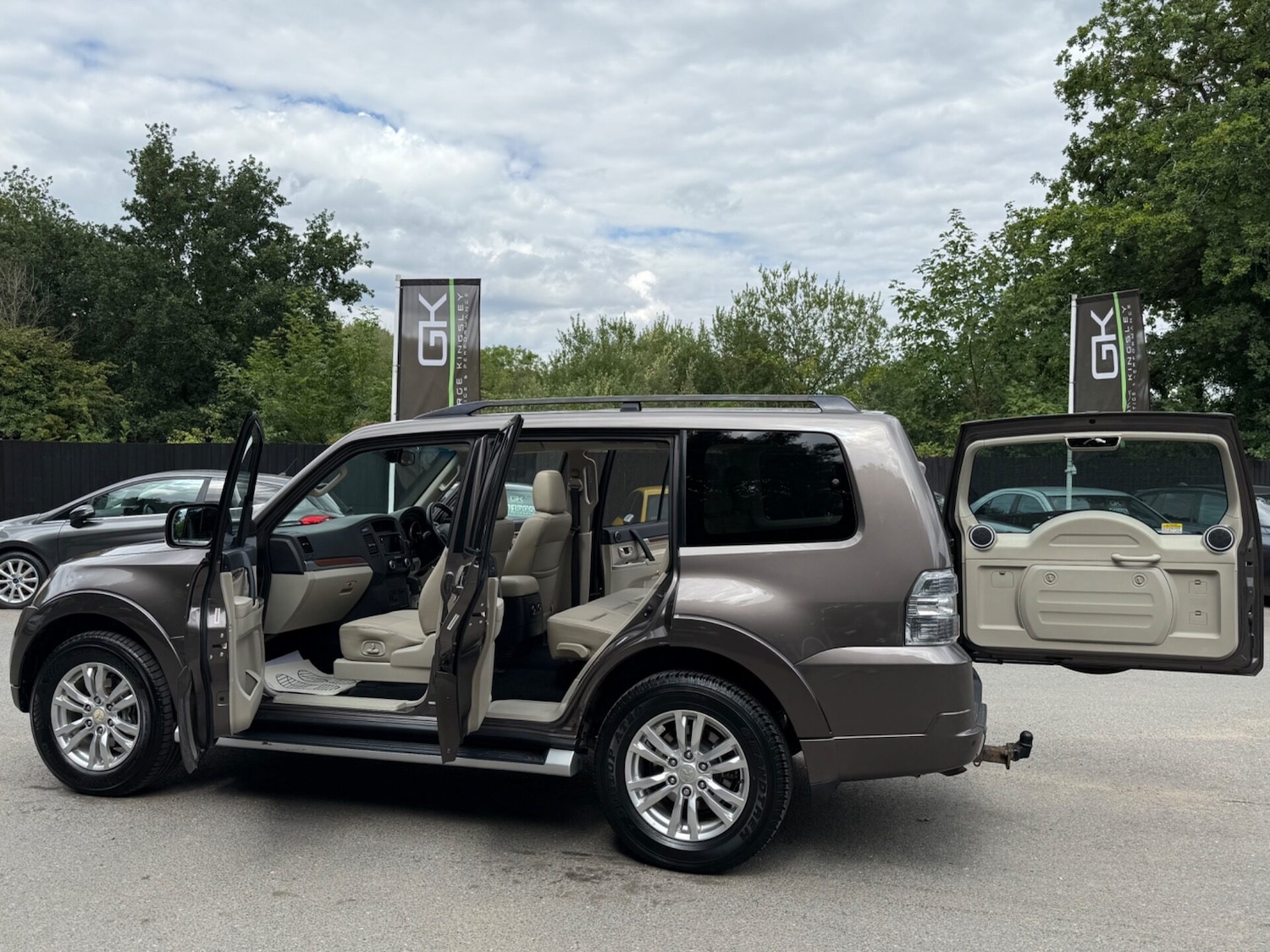 Used Mitsubishi Shogun 2013 for sale - 76312220: Photo 21