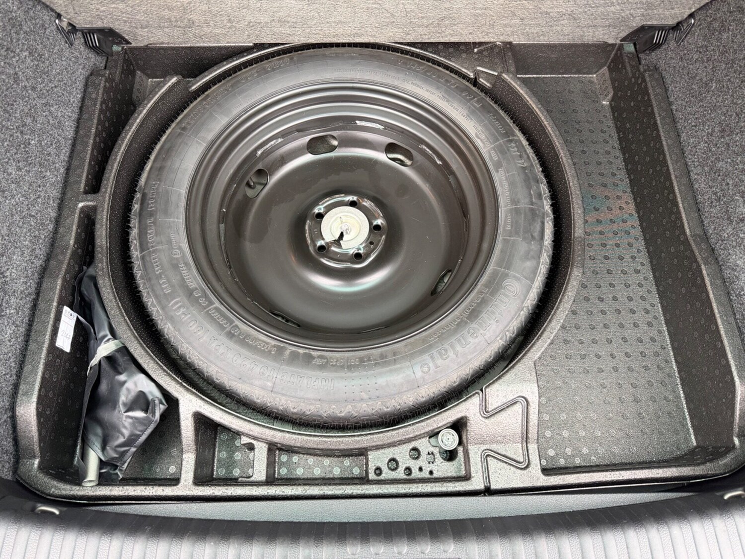 Used Volkswagen Tiguan 2012 for sale - 77555001: Photo 49