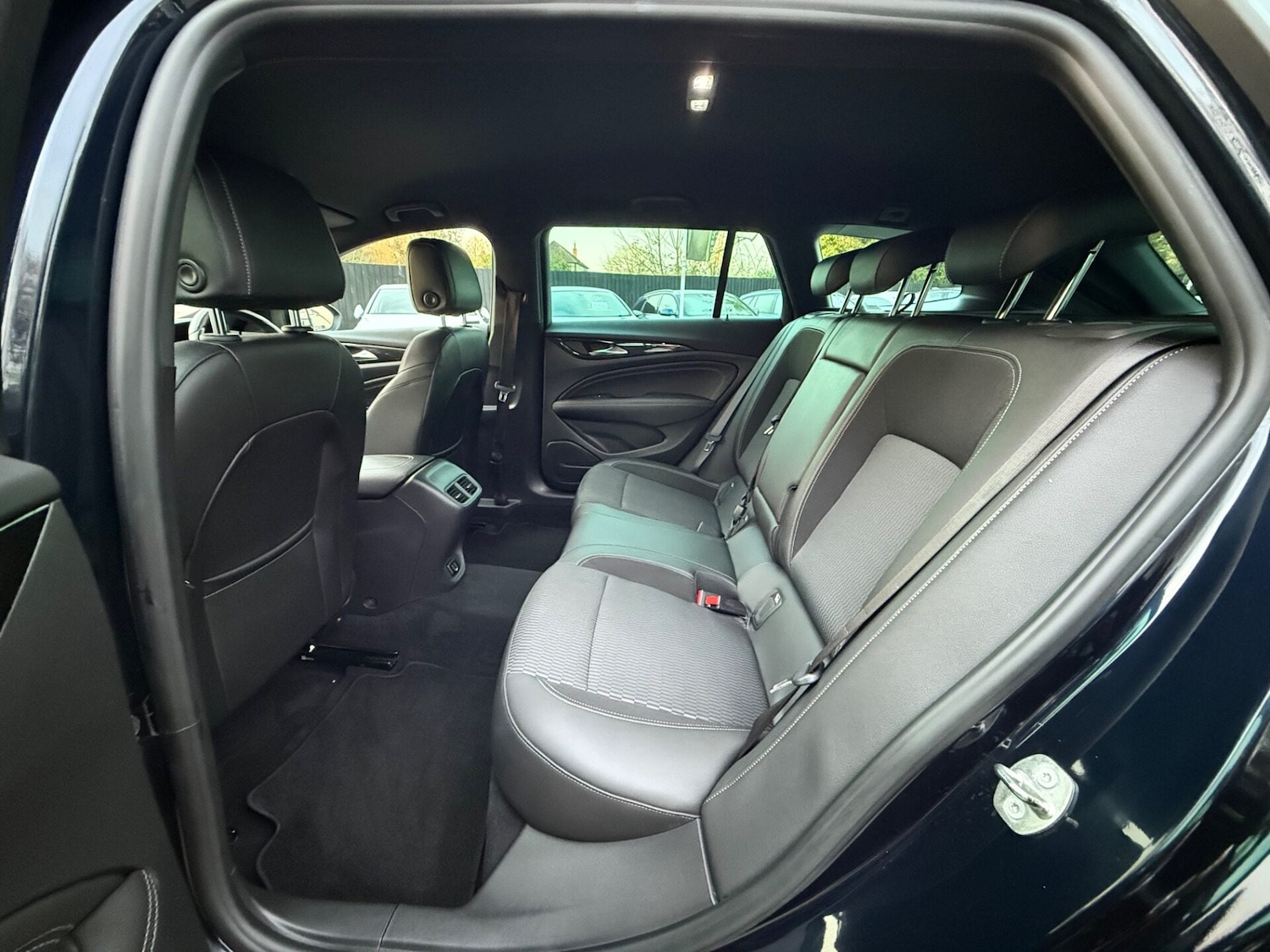 Used Vauxhall Insignia 2018 for sale - 77888313: Photo 26