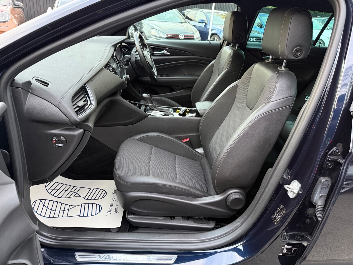 Used Vauxhall Insignia 2018 for sale - 77888313: Photo 3