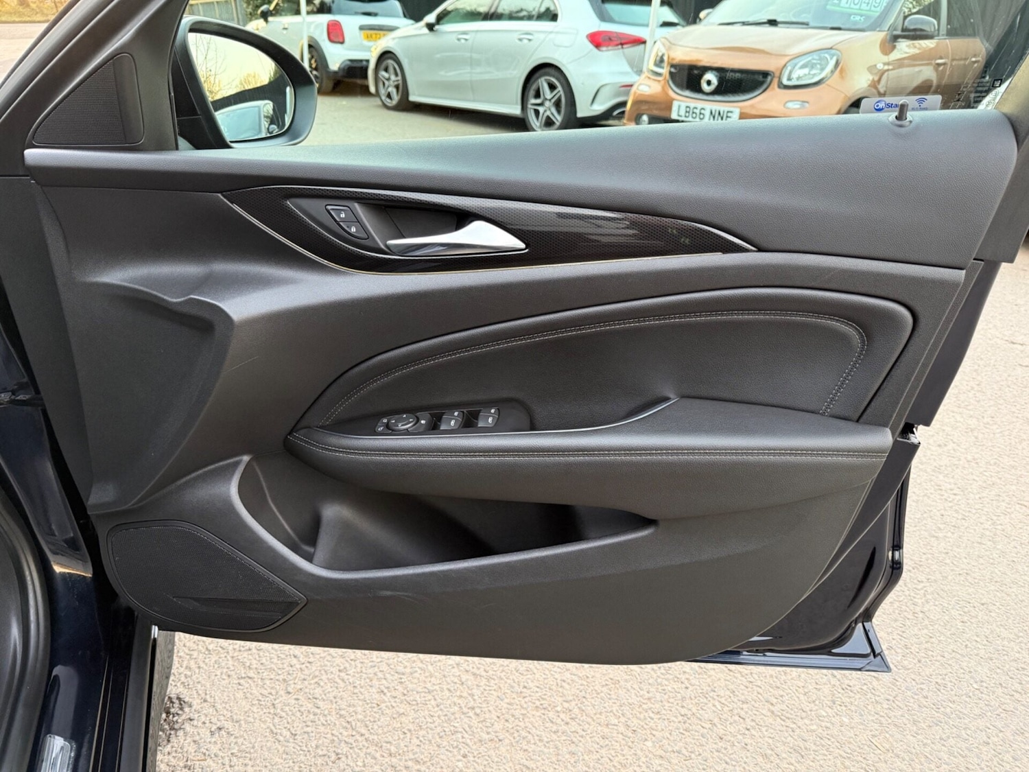 Used Vauxhall Insignia 2018 for sale - 77888313: Photo 35