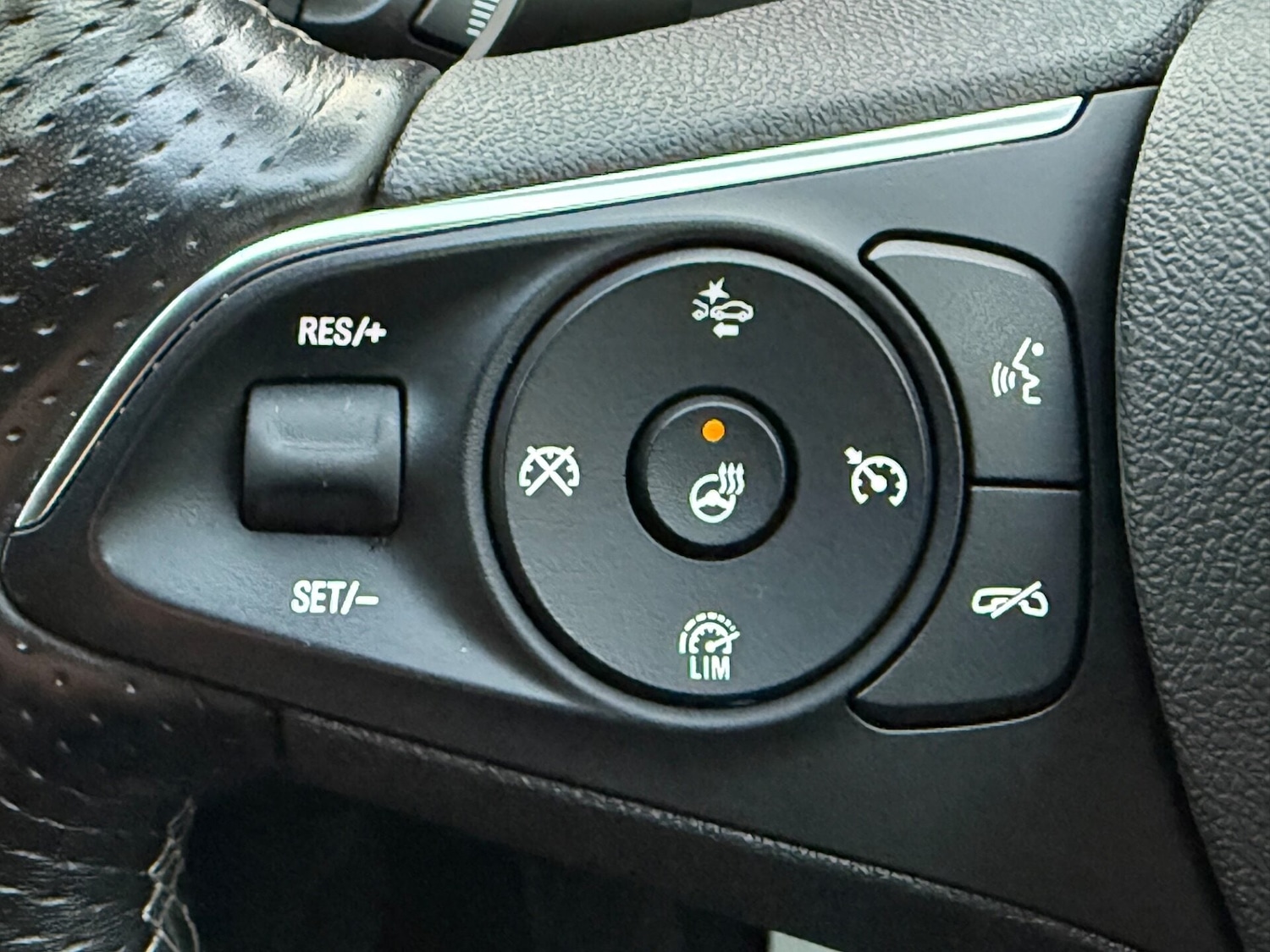 Used Vauxhall Insignia 2018 for sale - 77888313: Photo 46