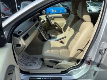 Used Volvo V70 2014 for sale - 74993114: Photo