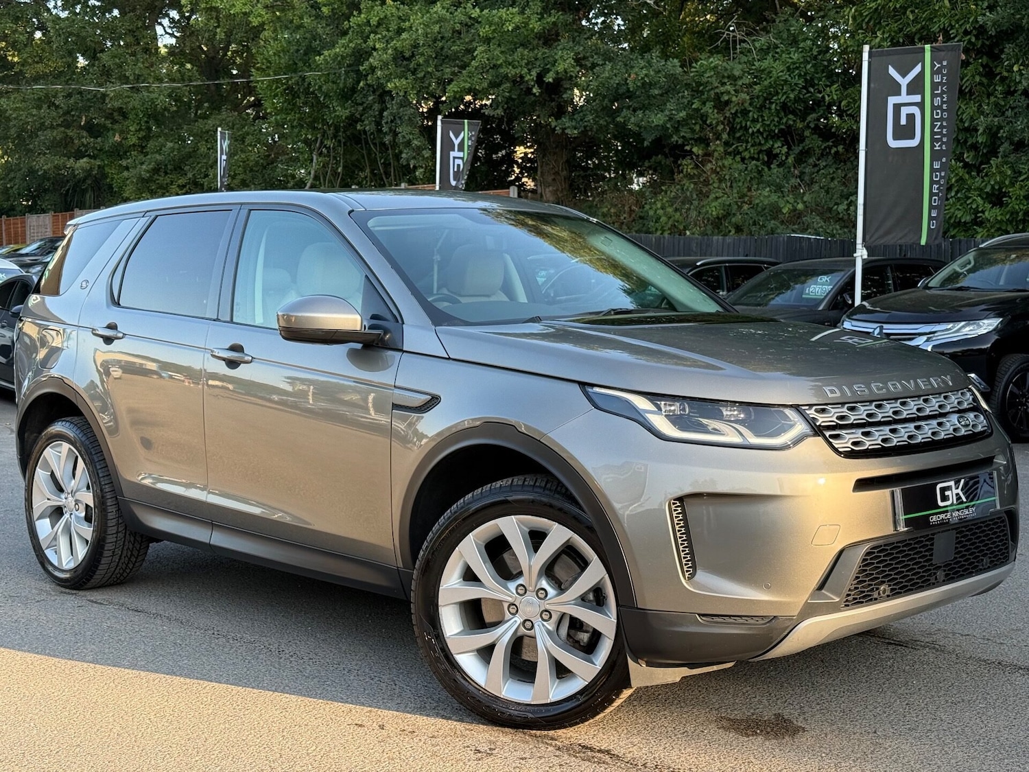 Used Land Rover Discovery Sport 2020 for sale - 76588306: Photo 1