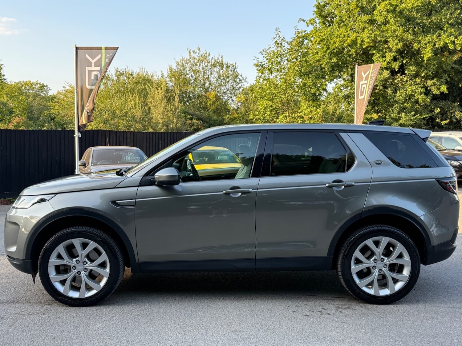 Used Land Rover Discovery Sport 2020 for sale - 76588306: Photo 12