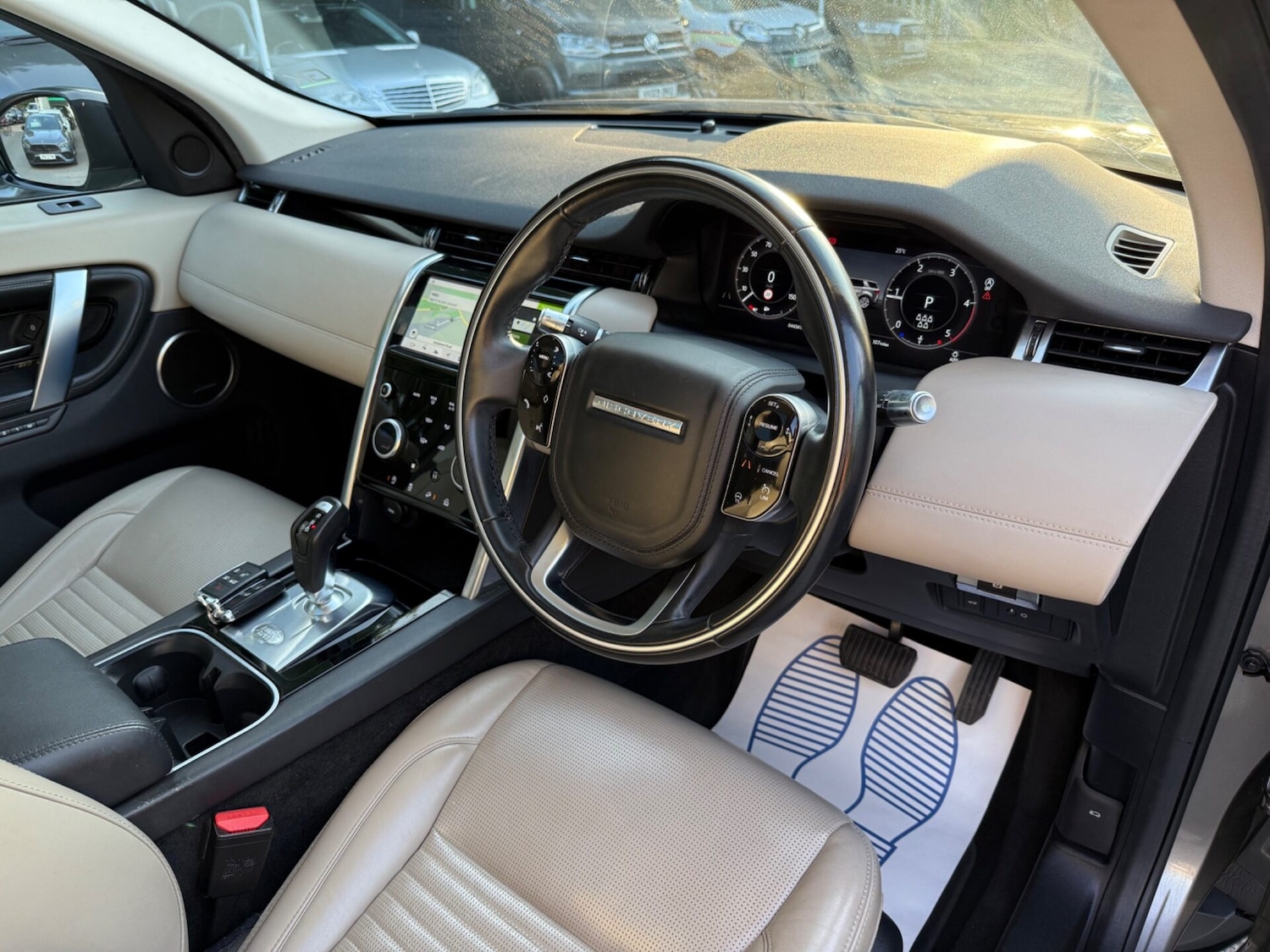 Used Land Rover Discovery Sport 2020 for sale - 76588306: Photo 17