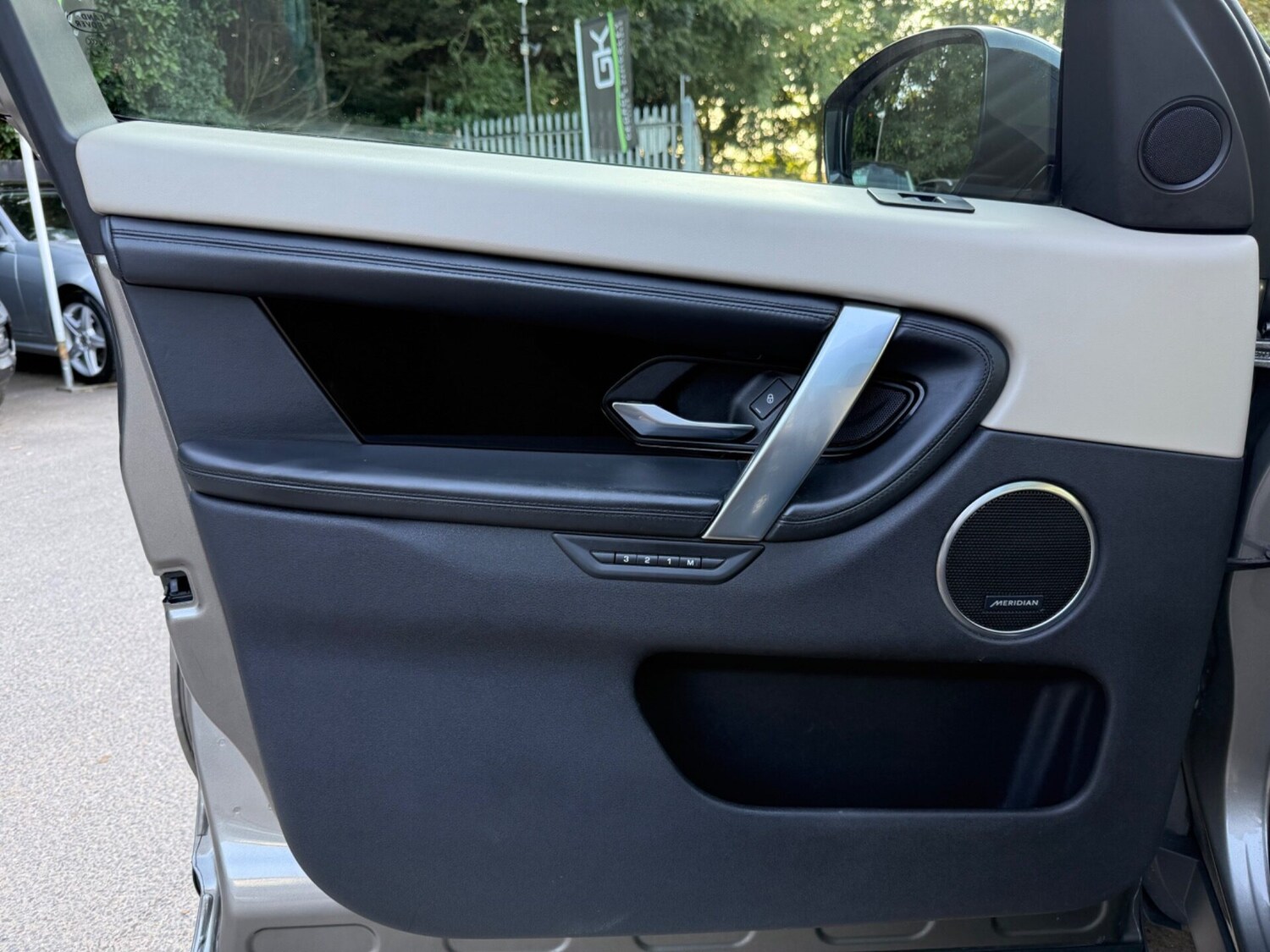 Used Land Rover Discovery Sport 2020 for sale - 76588306: Photo 25