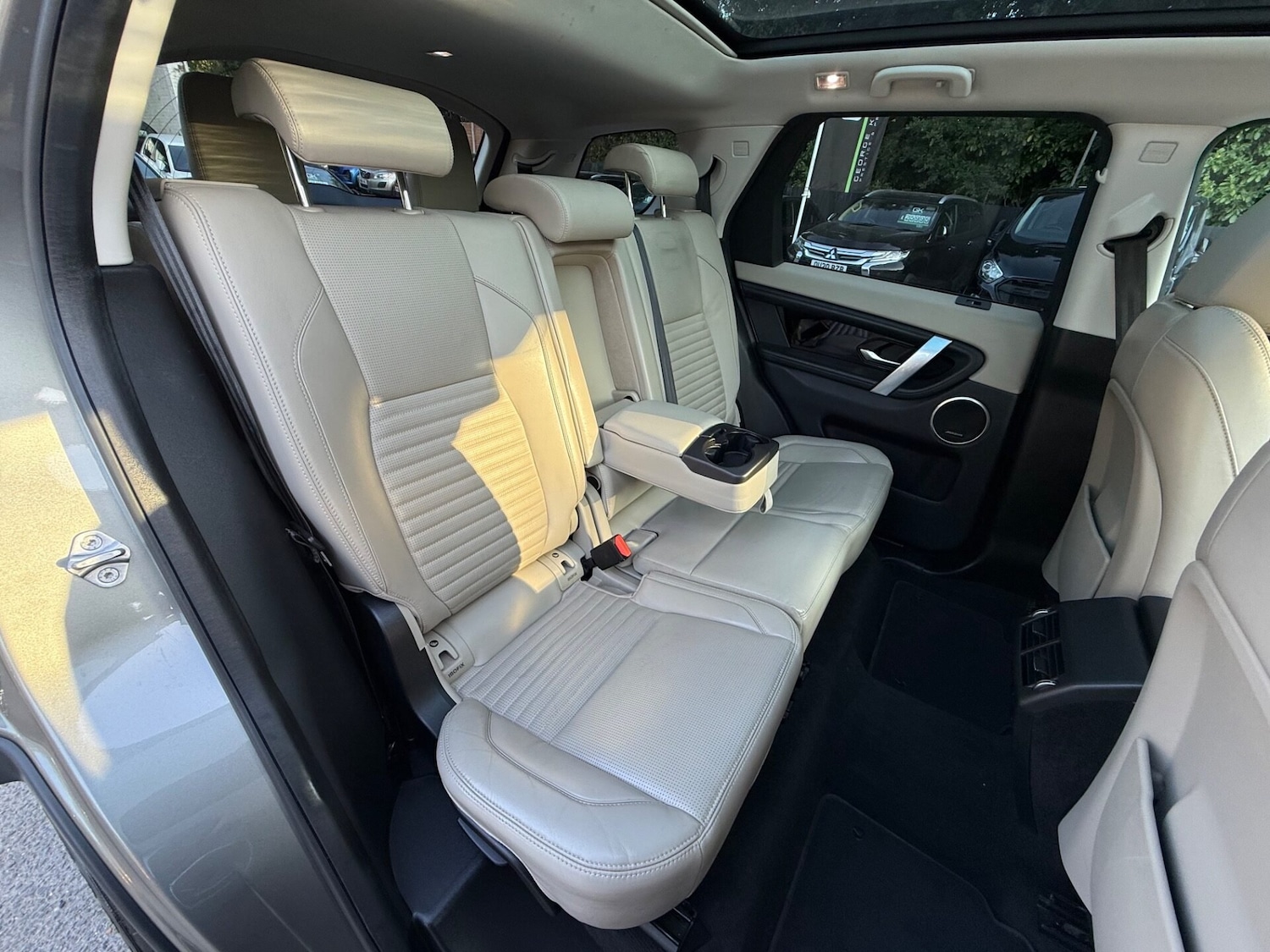 Used Land Rover Discovery Sport 2020 for sale - 76588306: Photo 36