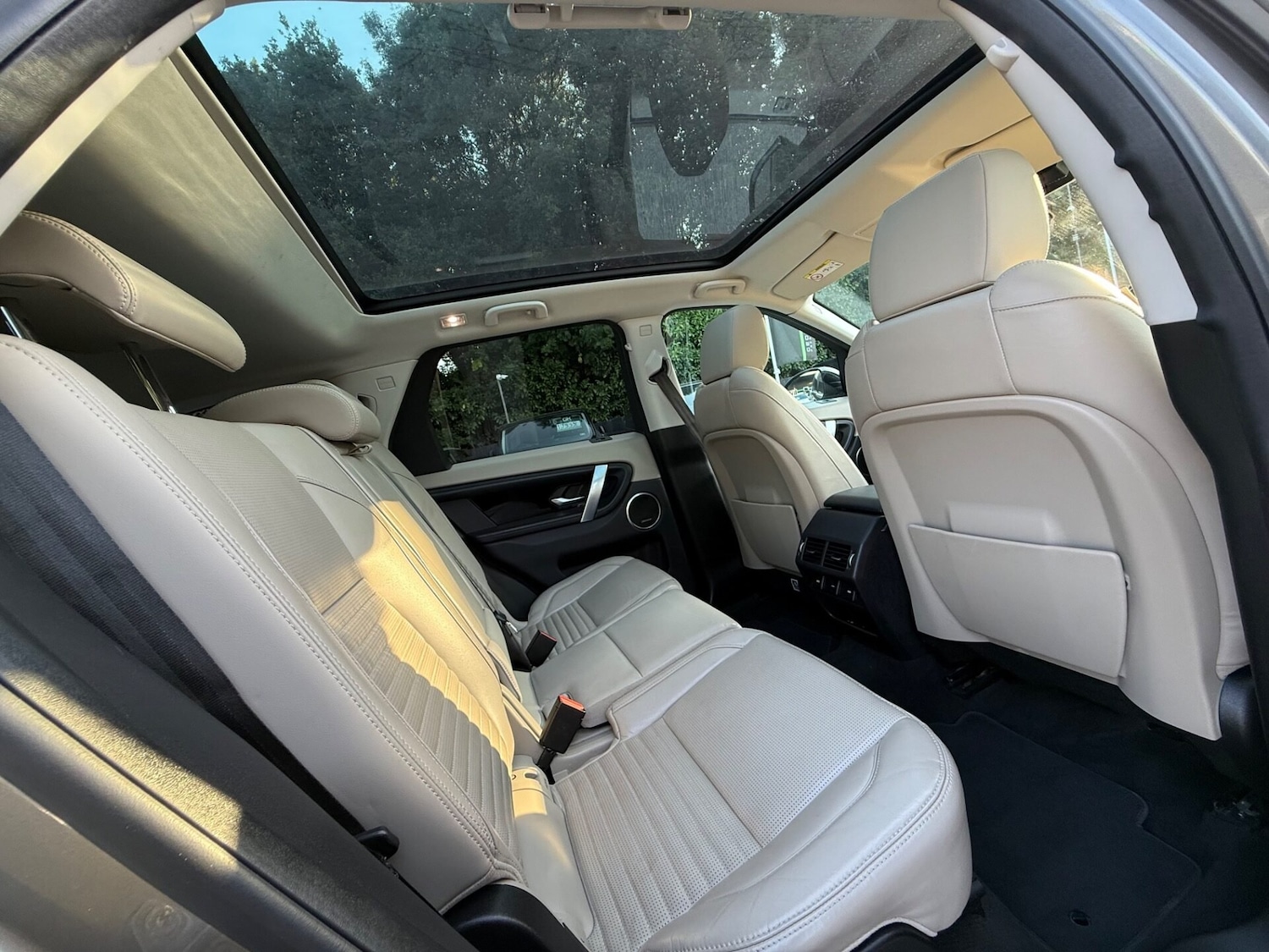 Used Land Rover Discovery Sport 2020 for sale - 76588306: Photo 38