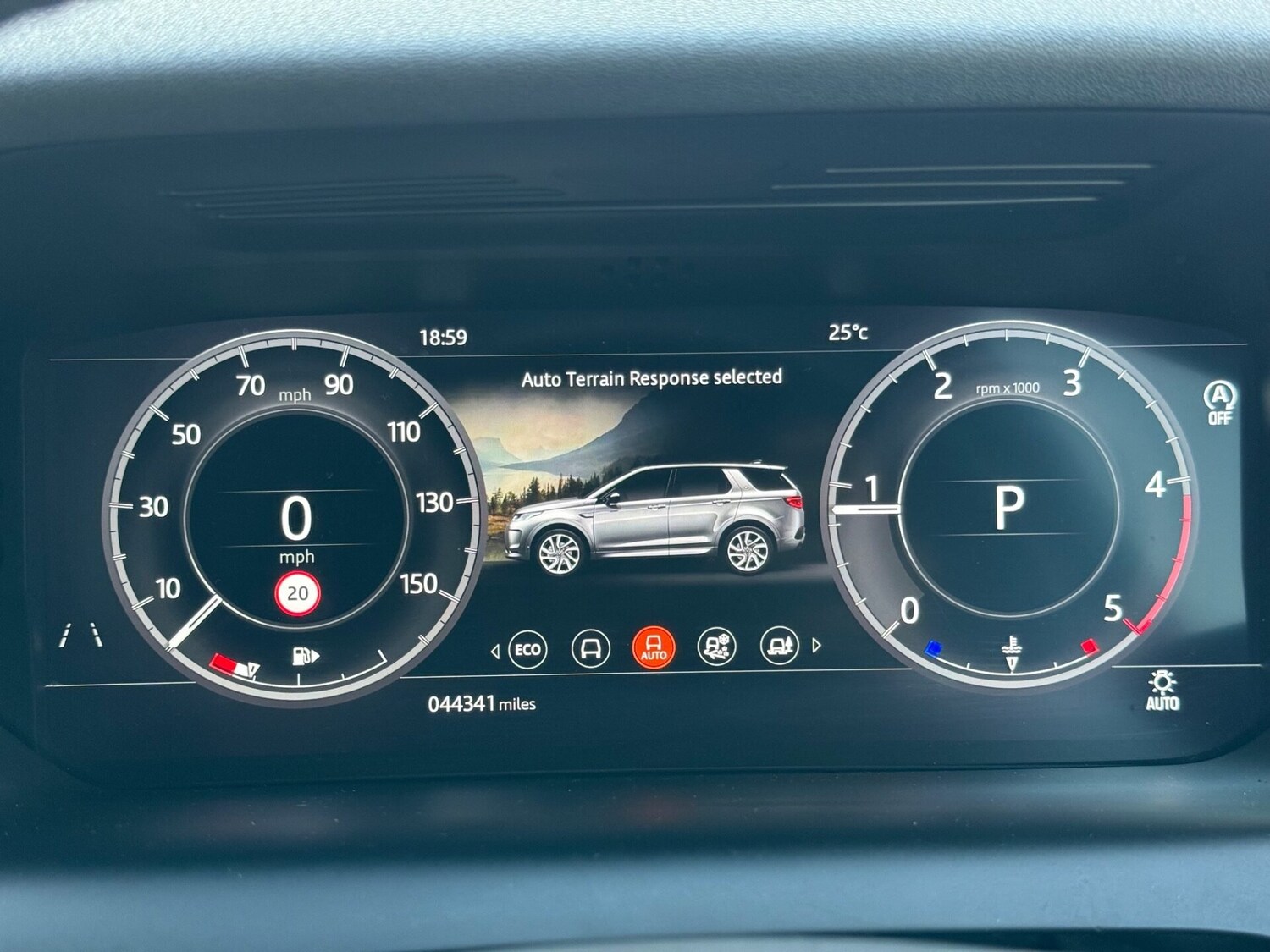 Used Land Rover Discovery Sport 2020 for sale - 76588306: Photo 50