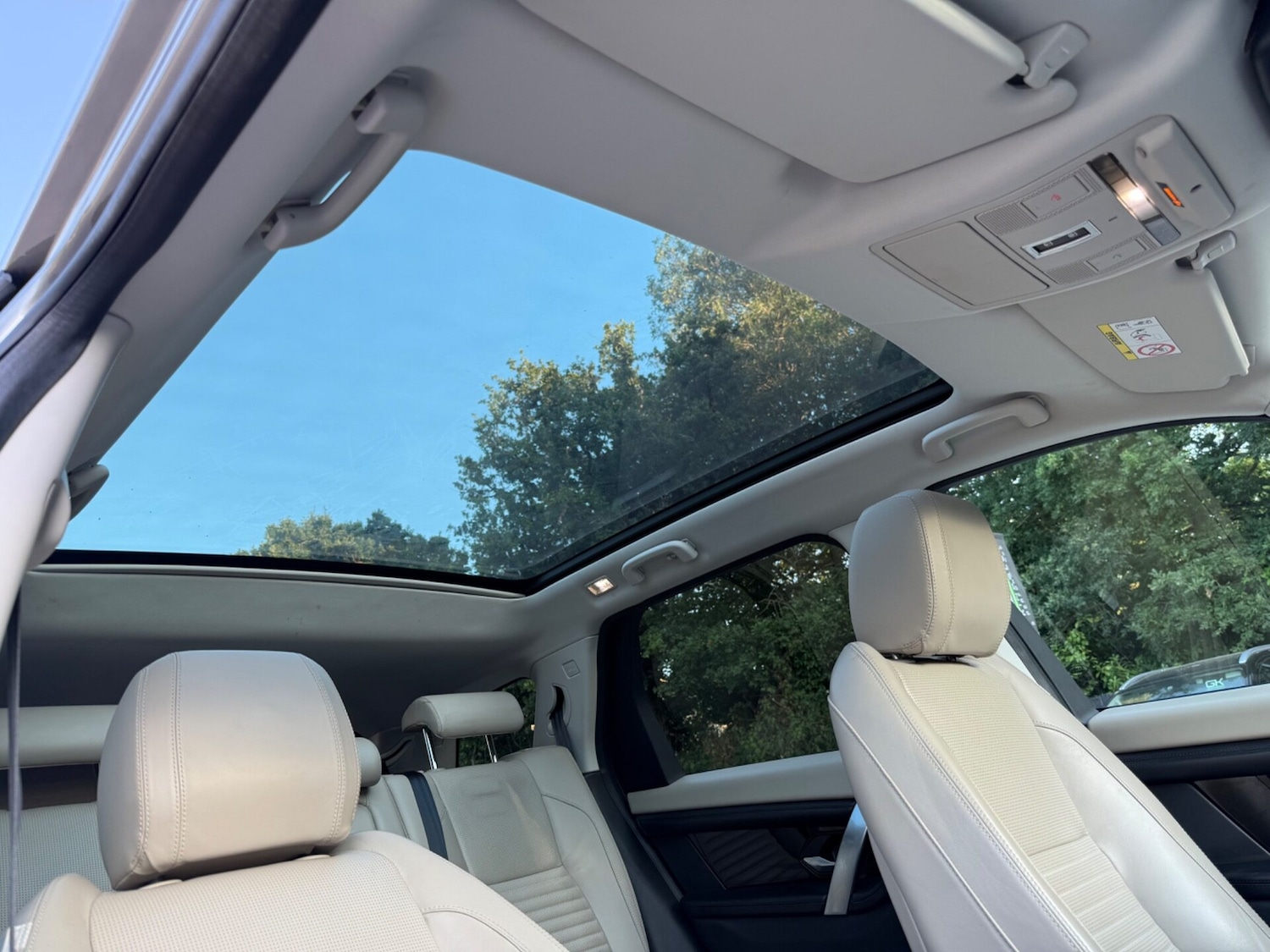 Used Land Rover Discovery Sport 2020 for sale - 76588306: Photo 56