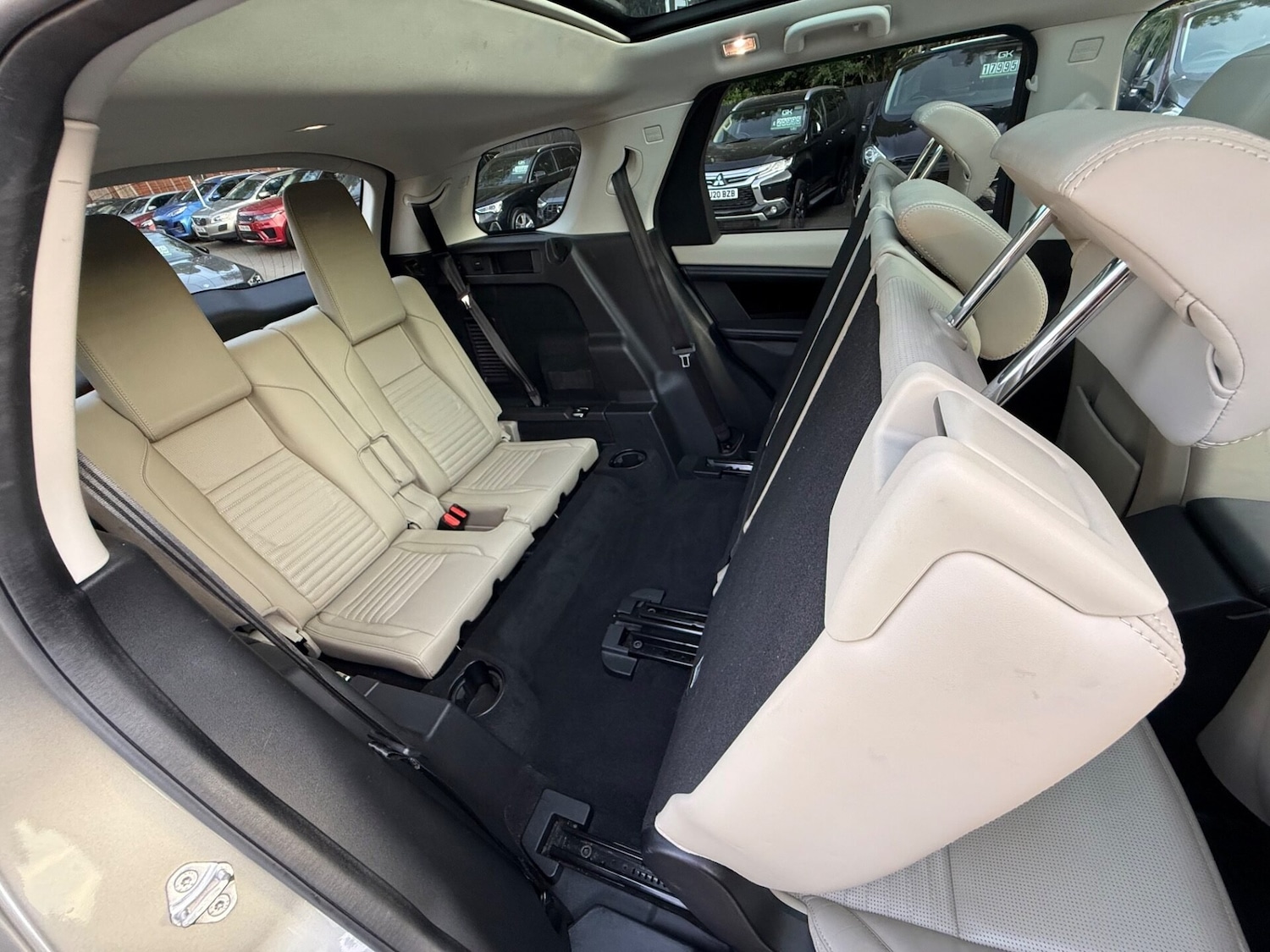 Used Land Rover Discovery Sport 2020 for sale - 76588306: Photo 59