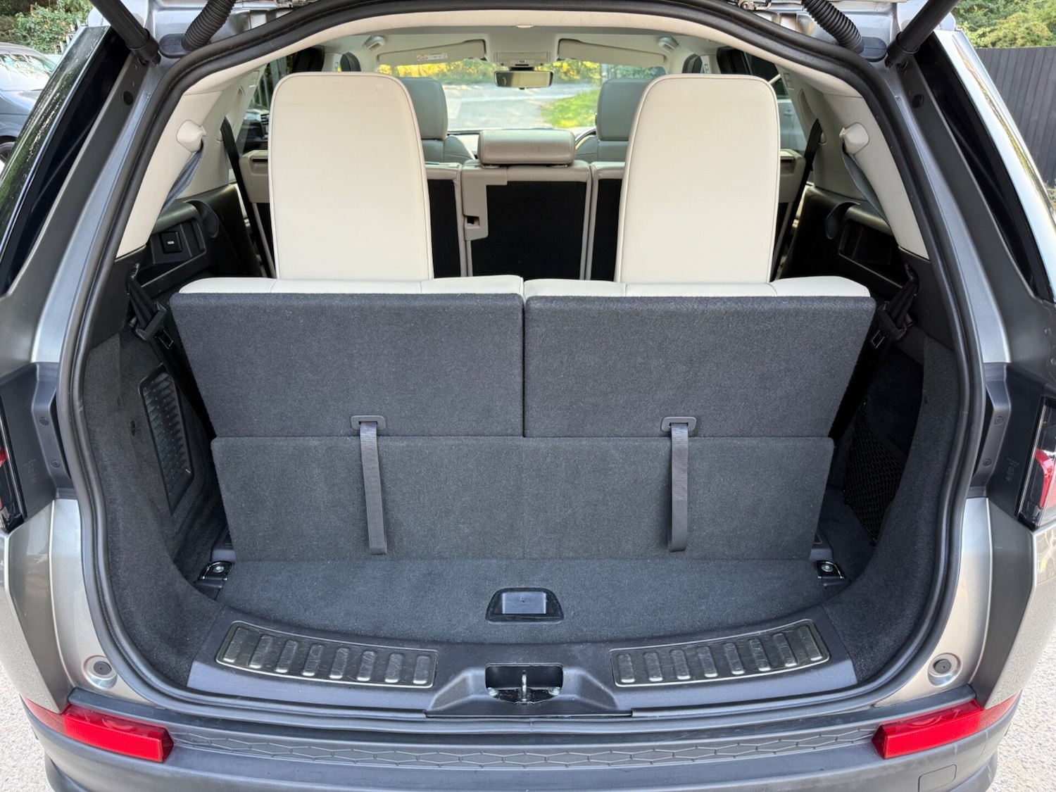 Used Land Rover Discovery Sport 2020 for sale - 76588306: Photo 62