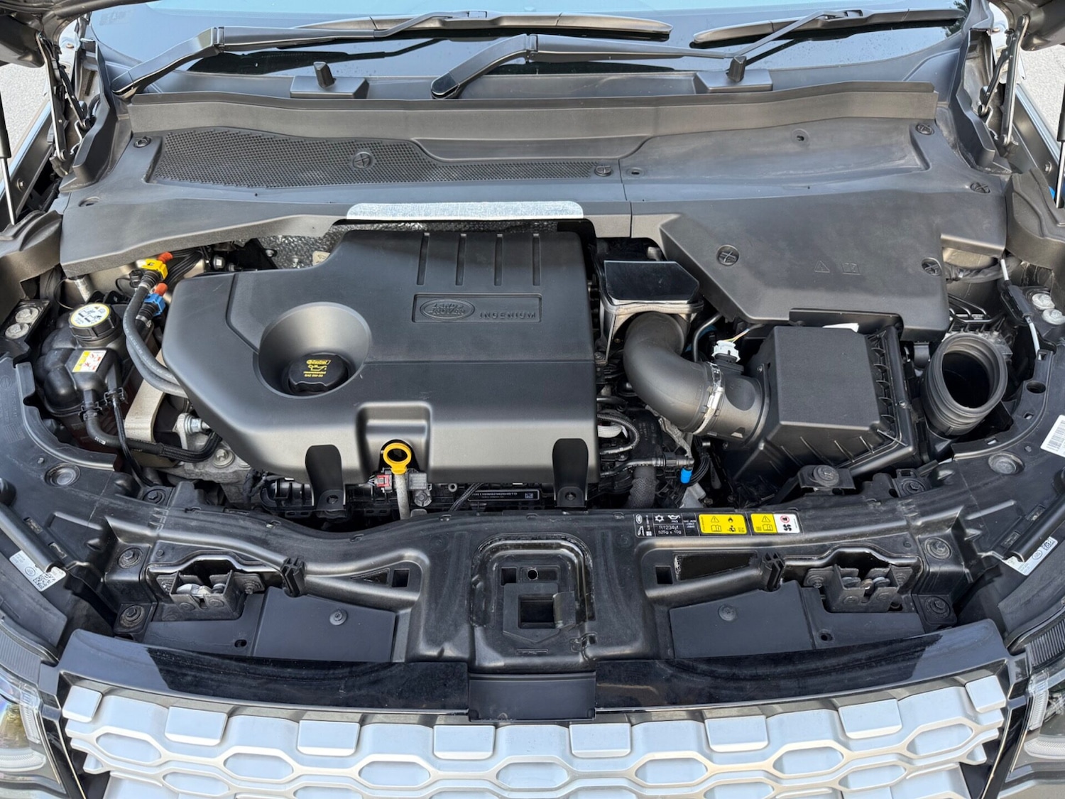 Used Land Rover Discovery Sport 2020 for sale - 76588306: Photo 70