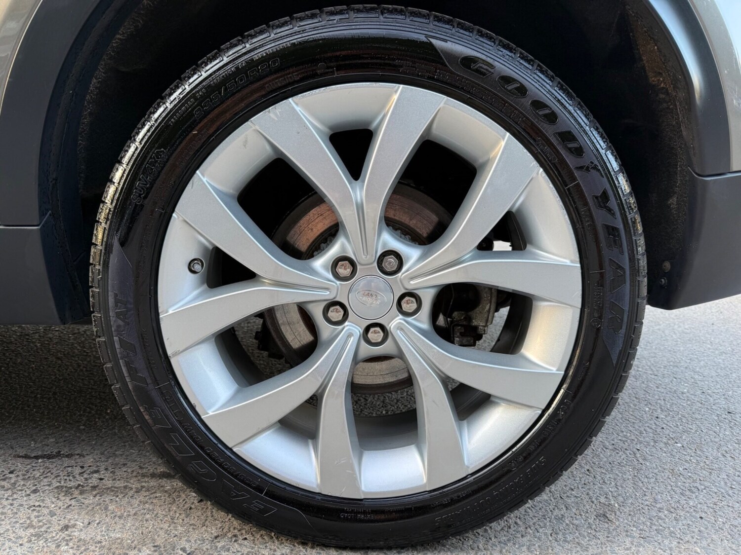 Used Land Rover Discovery Sport 2020 for sale - 76588306: Photo 75