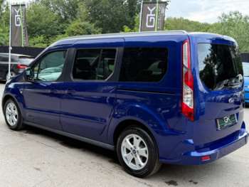 Used Ford Grand Tourneo Connect 2017 for sale - 74864550: Photo