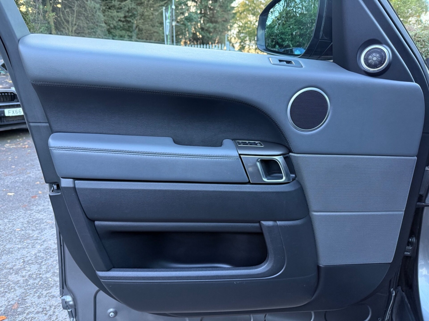 Used Land Rover Range Rover Sport 2014 for sale - 76363150: Photo 30